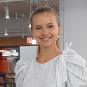 Meet your Posher, Magdalena